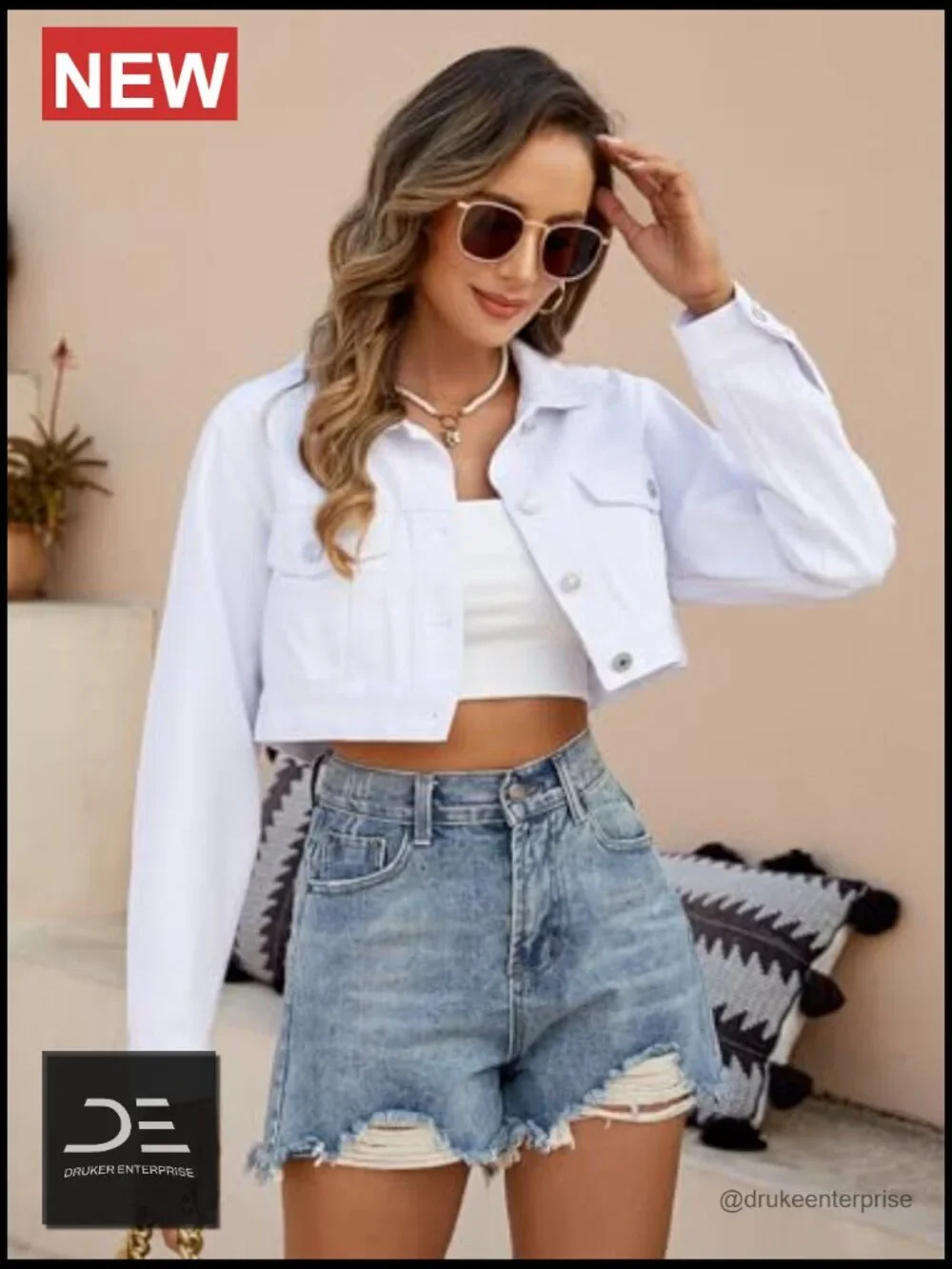 Cropped Denim Jean Jacket Button Up Ripped Frayed Washed